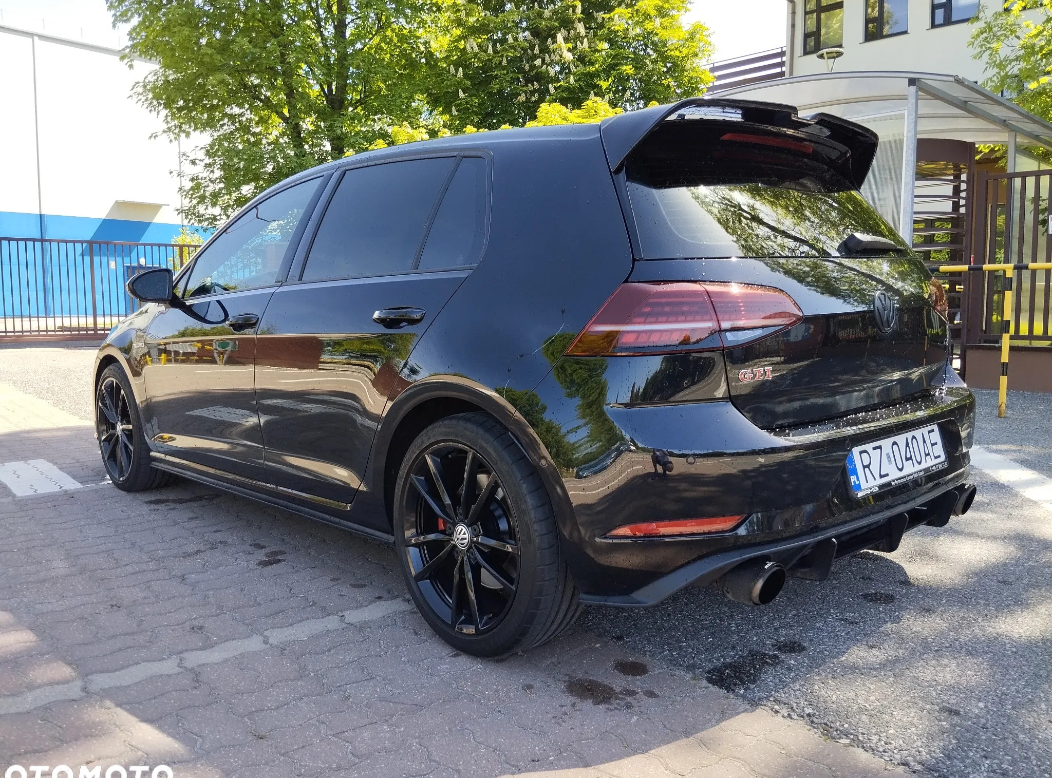 Volkswagen Golf cena 96000 przebieg: 51000, rok produkcji 2019 z Rzeszów małe 211